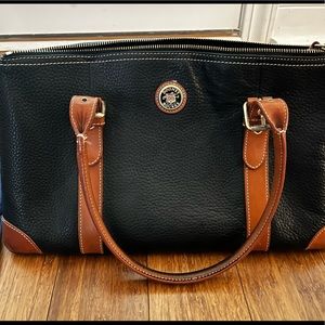 Dooney and Bourke navy satchel in good used condition with dust bag!